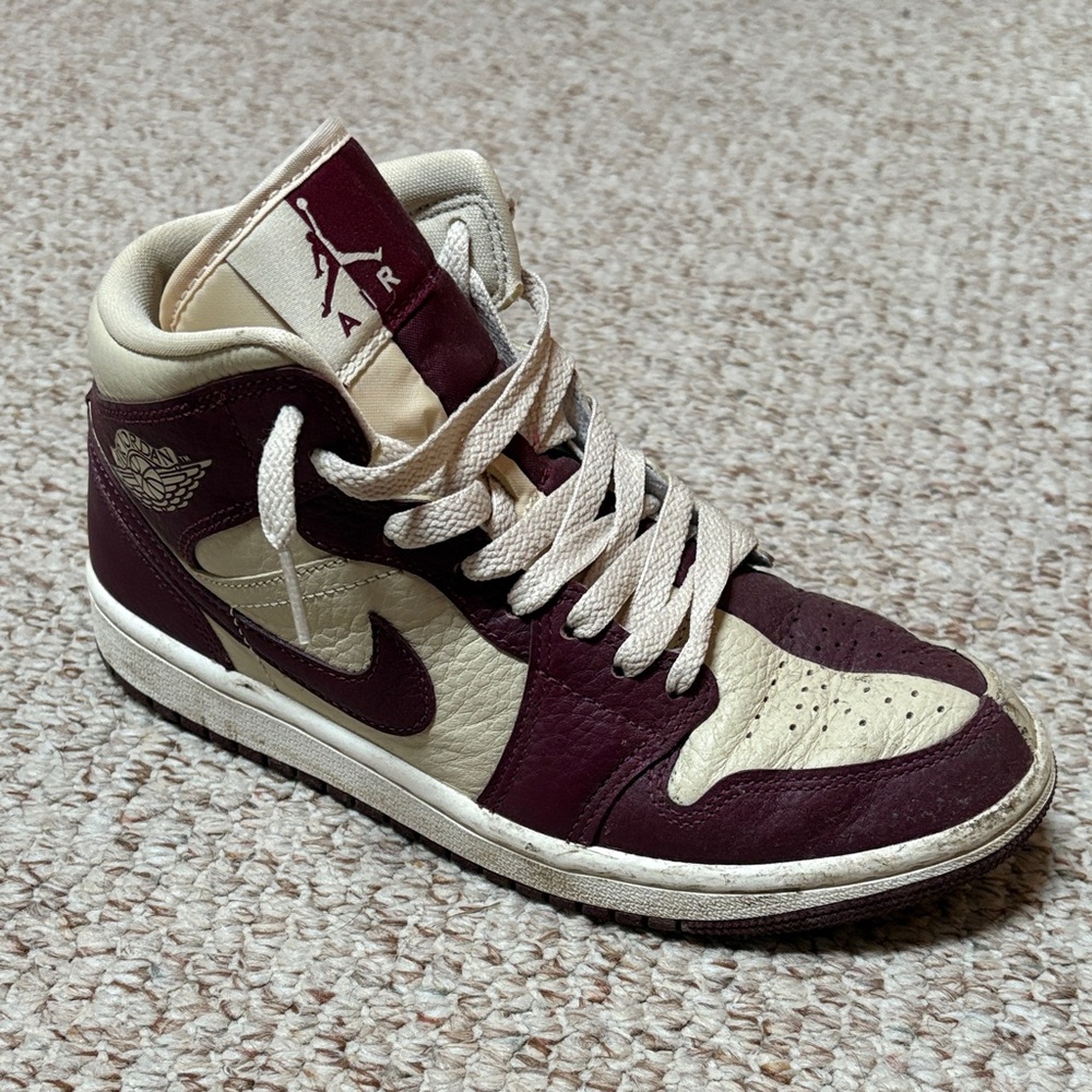 Nike Air Jordan Retro High Tops